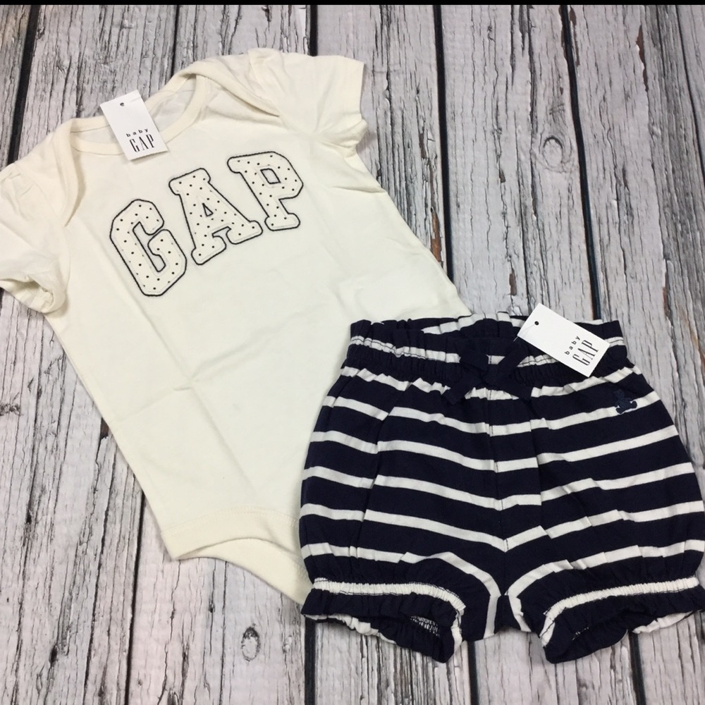 Gap Girls 0 3 6 month blue shorts outfit